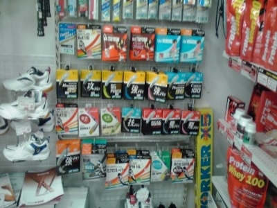 黒岩スポーツ店