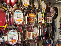 �ƥ˥��ϥ�������åĥץ쥤