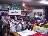 テニスプロショップクレストン 沼津店