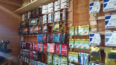 Wood Tennis Shop Prince Hills�ʥ��åɥƥ˥�����åץץ�󥹥ҥ륹��